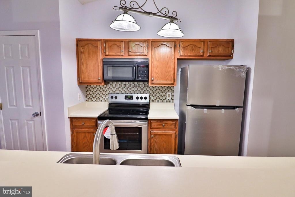 13110 Briarcliff Terrace - Photo 11