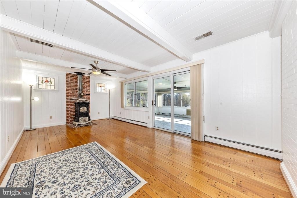 9504 Veirs Drive - Photo 16