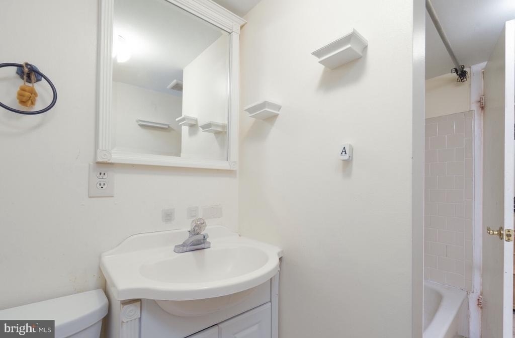 12512 Circle Drive - Photo 7