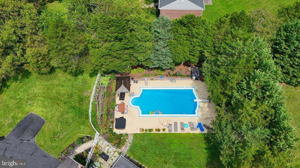 12512 Circle Drive - Photo 8