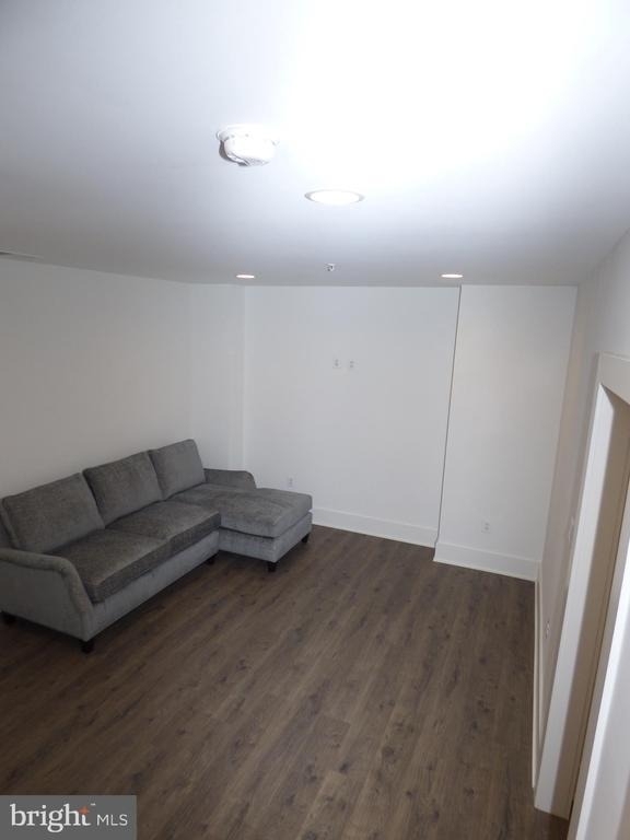 11360 Emerald Park Road - Photo 11