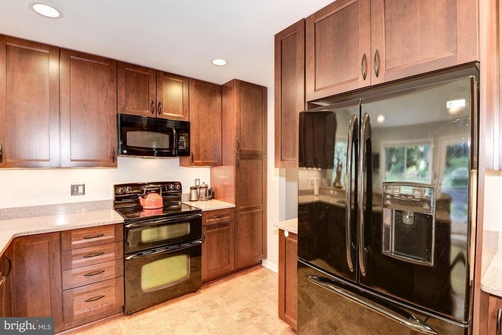 9407 Crosby Road - Photo 12