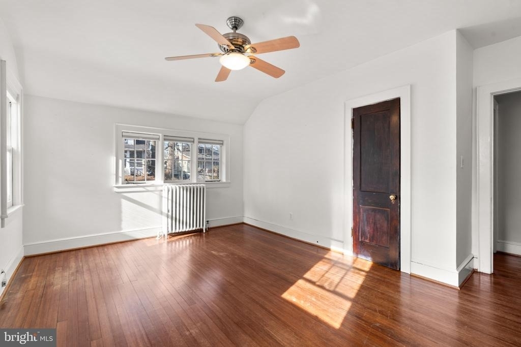 7413 Maple Avenue - Photo 18