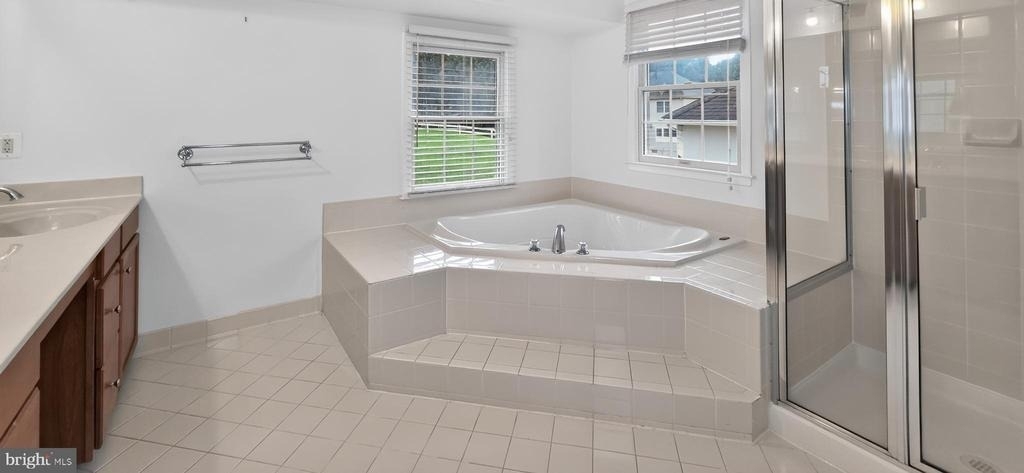 6933 Sandy Creek Court - Photo 45