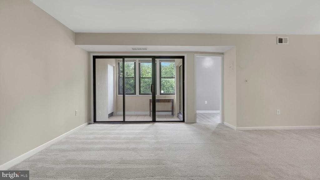 9653 Whiteacre Road - Photo 2