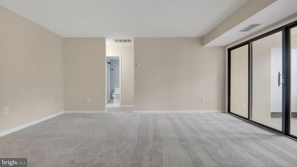 9653 Whiteacre Road - Photo 6