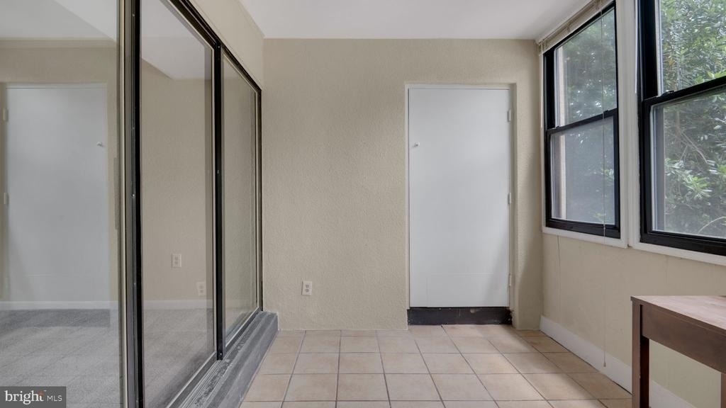 9653 Whiteacre Road - Photo 4
