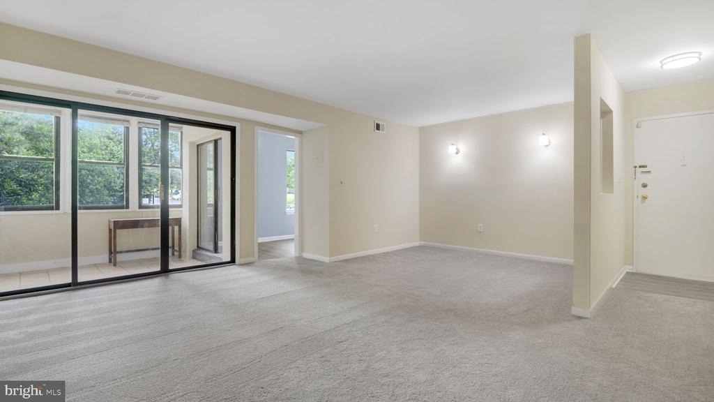 9653 Whiteacre Road - Photo 3