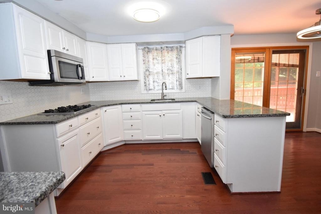 8673 Cooperhawk Court - Photo 5