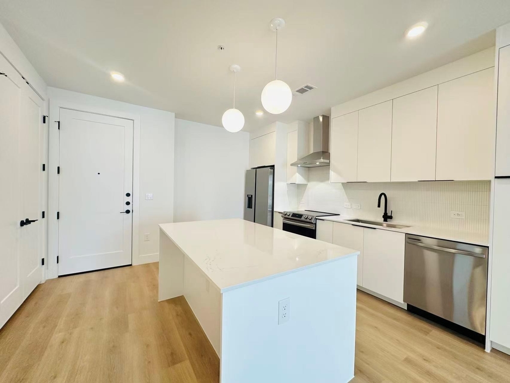 1701 Simond Ave Ne - Photo 18