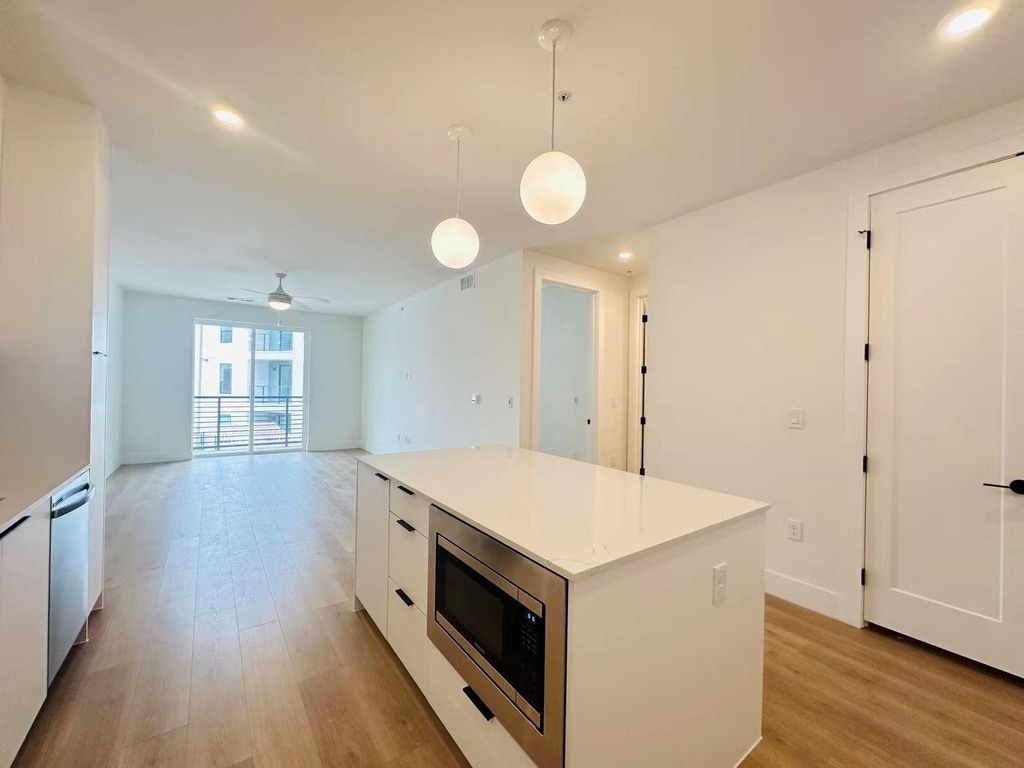 1701 Simond Ave Ne - Photo 20
