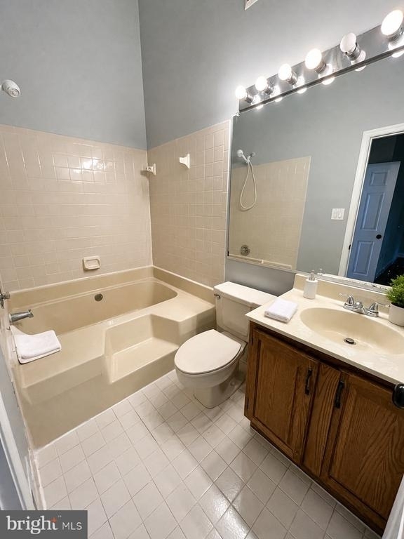 8579 Harvest View Court - Photo 9