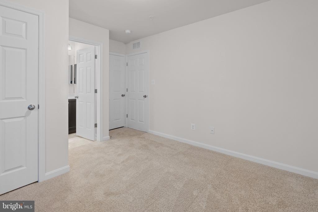 377 Tumblers Way - Photo 6