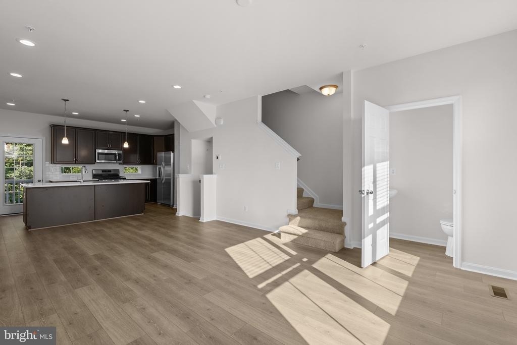 377 Tumblers Way - Photo 8