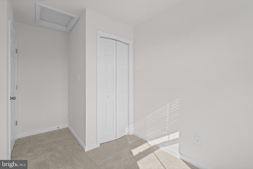 377 Tumblers Way - Photo 24