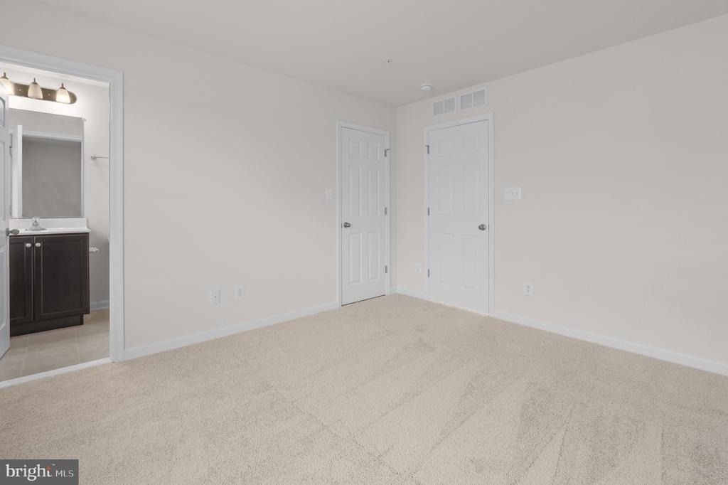 377 Tumblers Way - Photo 16