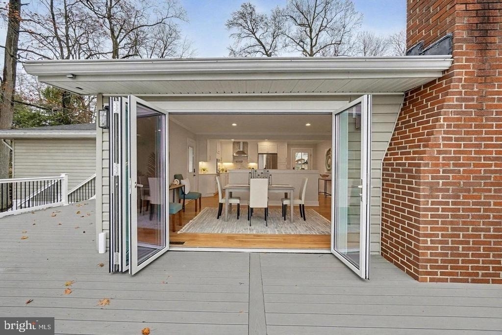 4 Poplar Grove Avenue - Photo 9