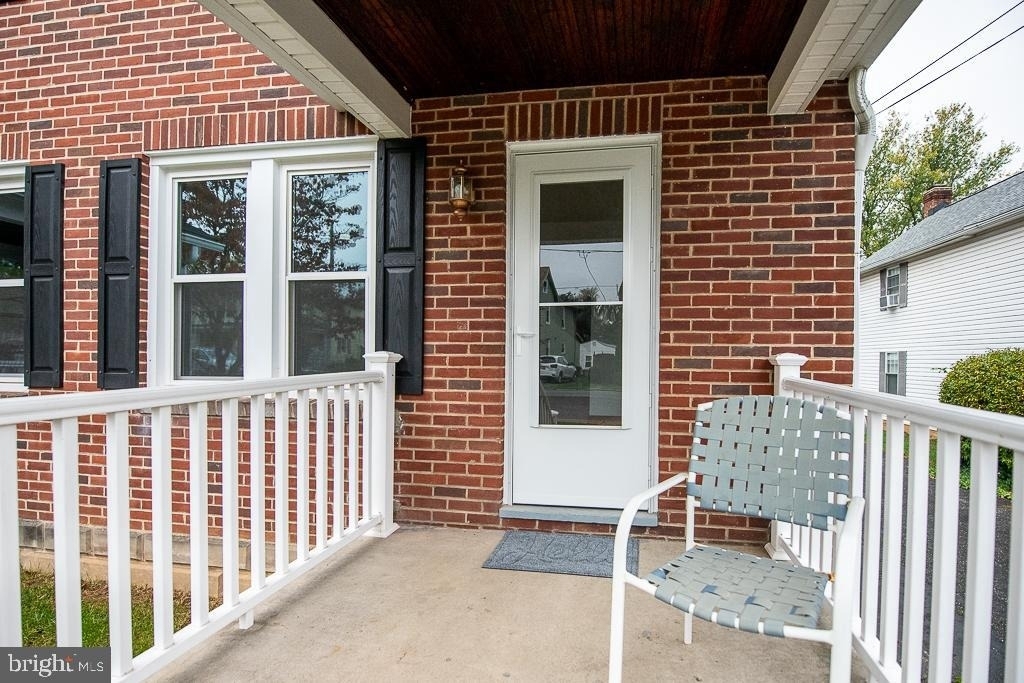 11 Fulton Avenue - Photo 2