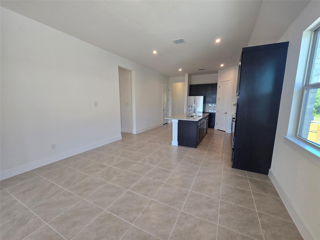 8512 Red Bottle Brush Rd - Photo 4