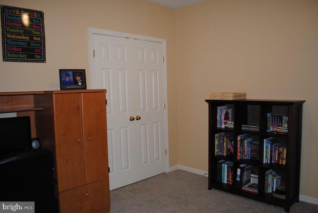 170 Coventry Court - Photo 21