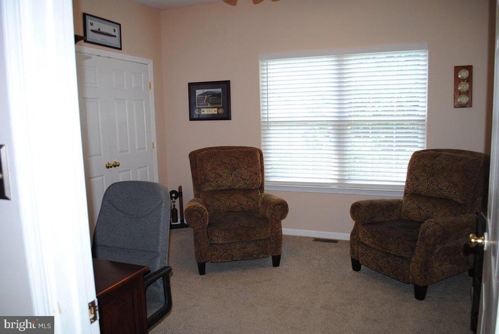170 Coventry Court - Photo 17