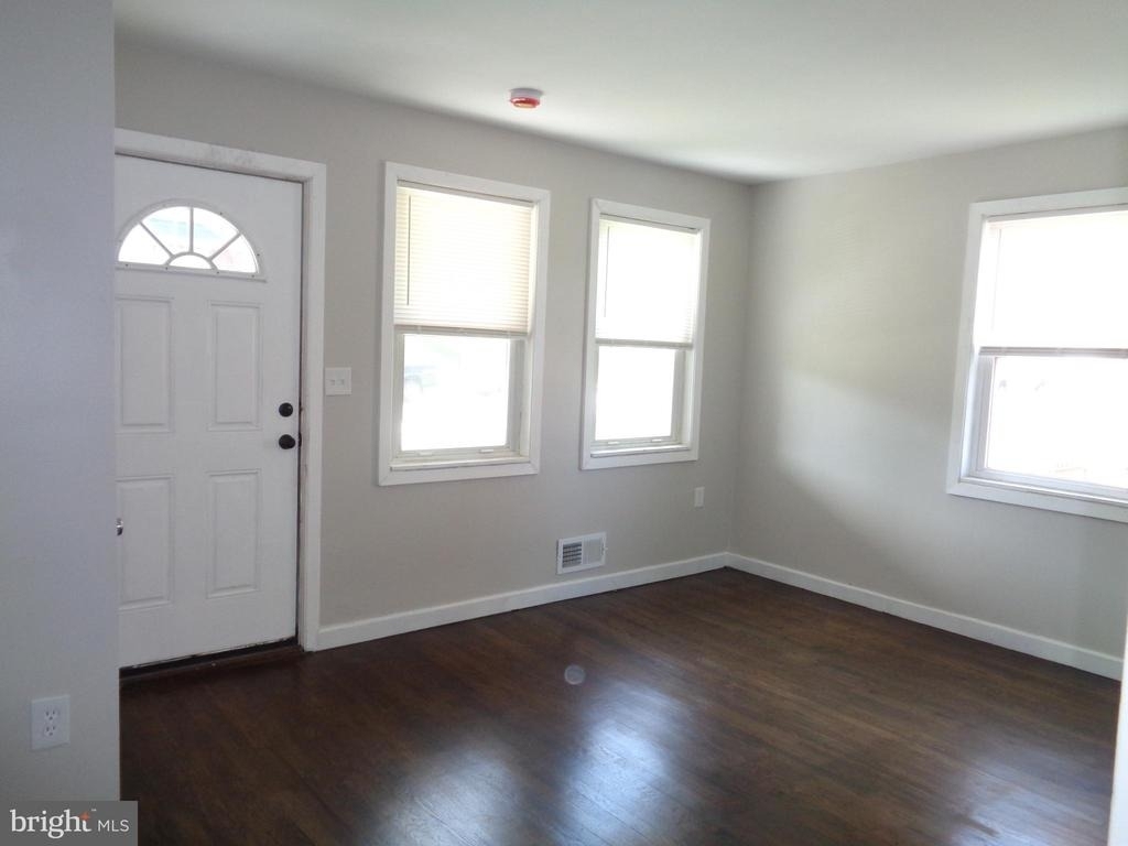 7150 Eastbrook Avenue - Photo 5