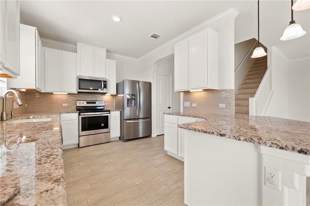 300 Wilhem Way - Photo 3