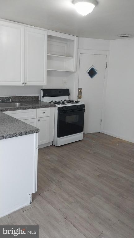 1813 Pratt Street - Photo 16