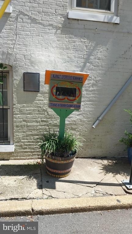 1813 Pratt Street - Photo 29