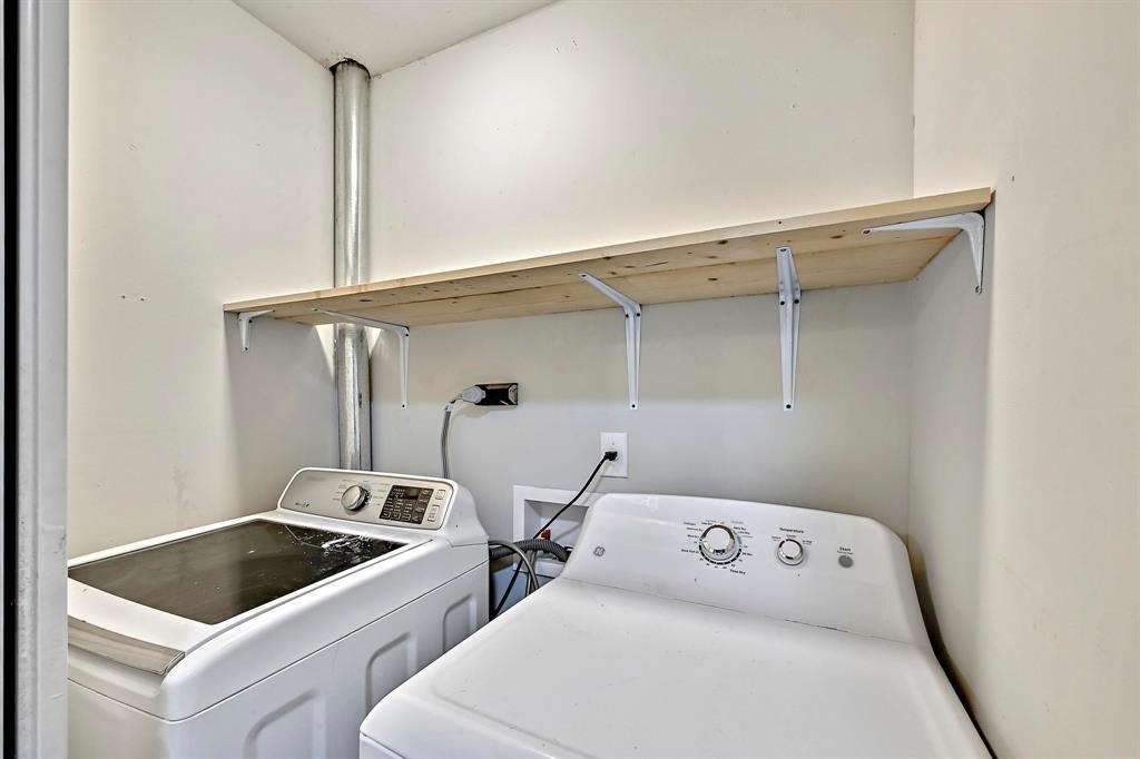551 N Grange St - Photo 26