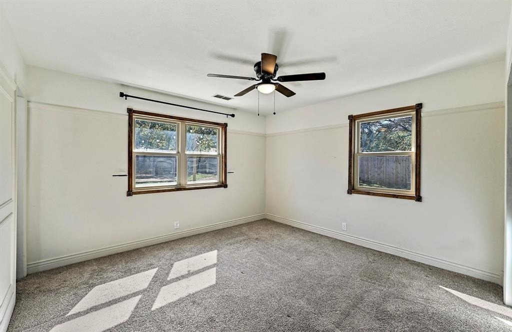 551 N Grange St - Photo 20