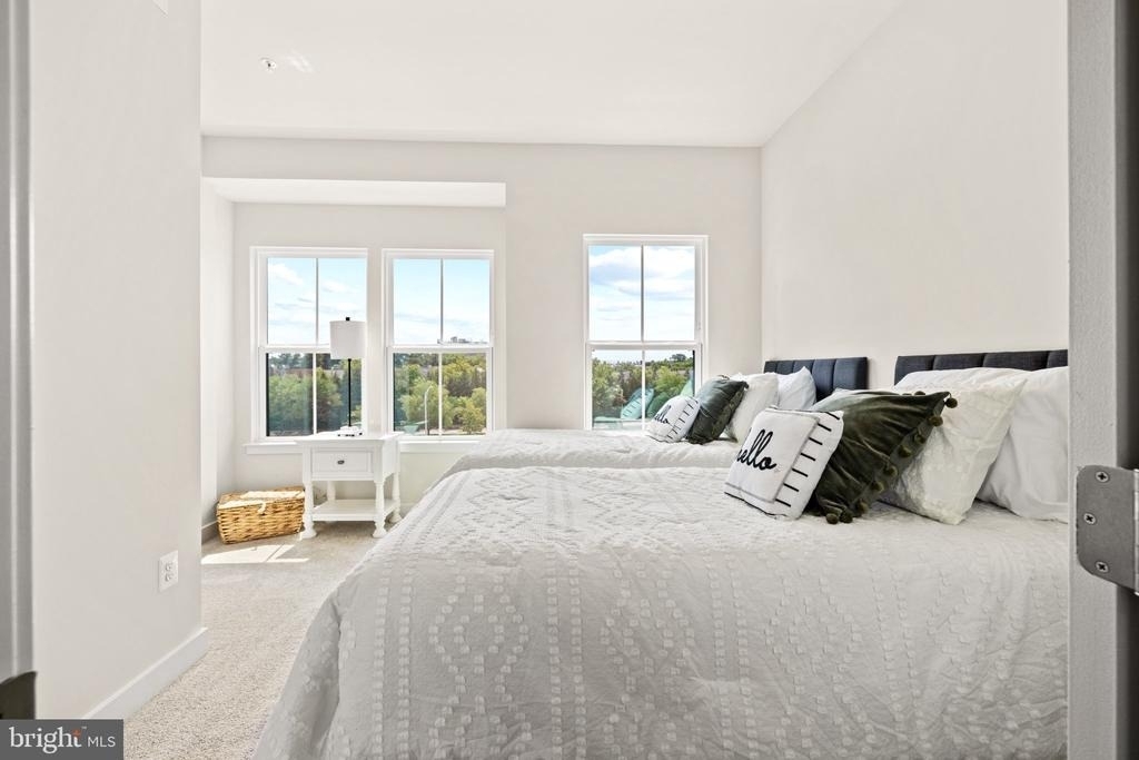 828 Watts Street - Photo 34