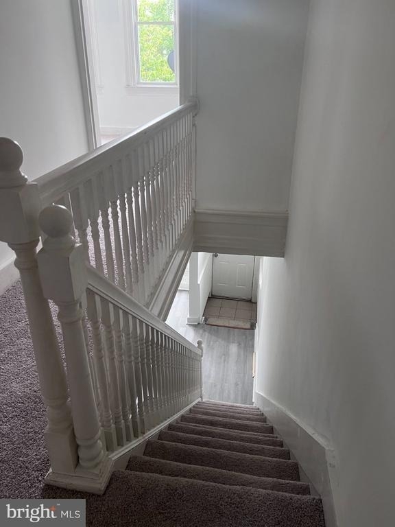 430 Whitridge Avenue - Photo 2