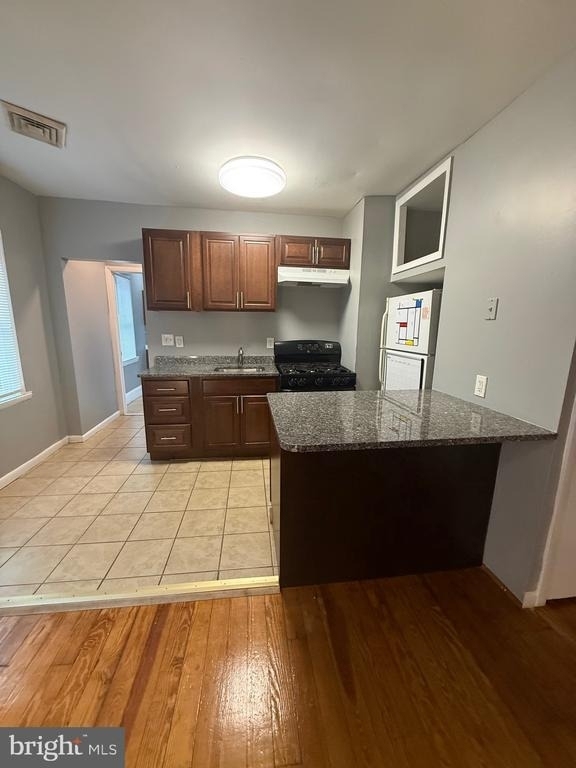 323 Collins Avenue - Photo 4