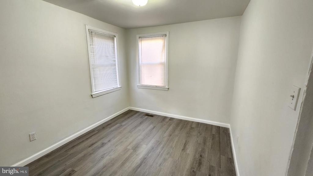 4518 Fairfax Road - Photo 9