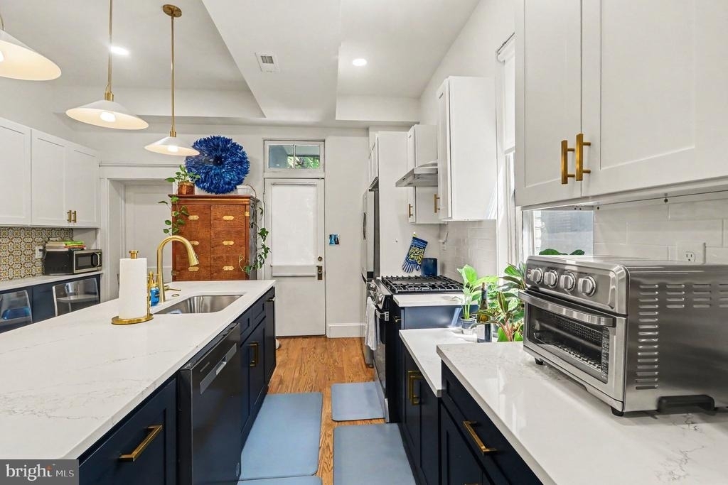 2411 Madison Avenue - Photo 9