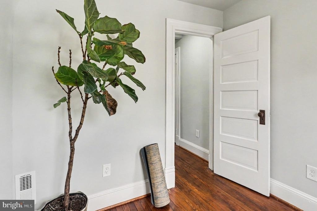 2411 Madison Avenue - Photo 32