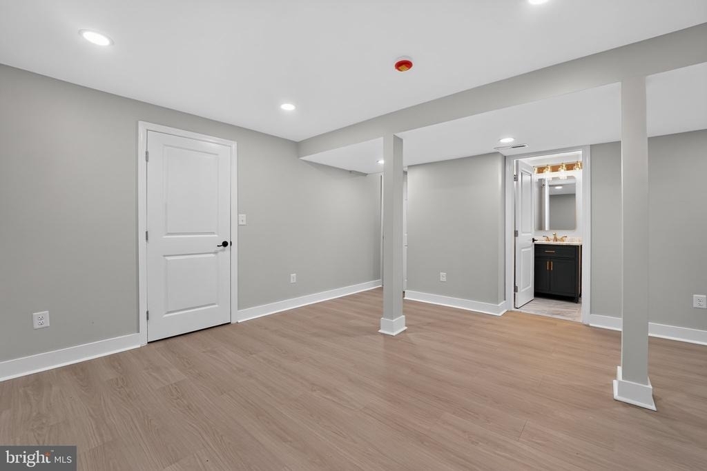 921 Central Street - Photo 26