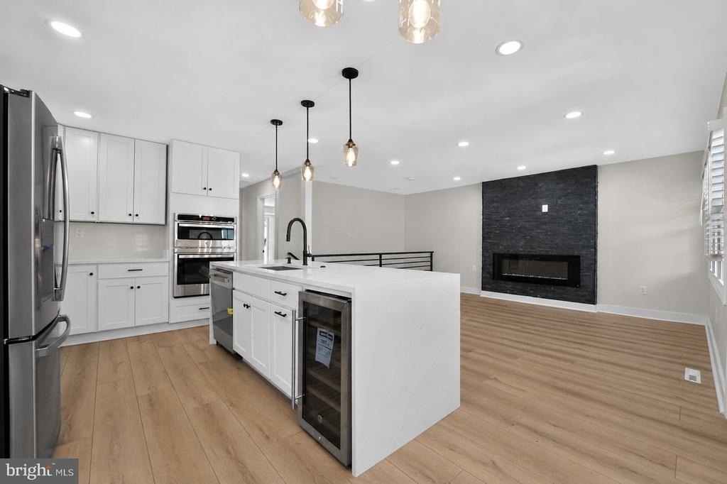 921 Central Street - Photo 6