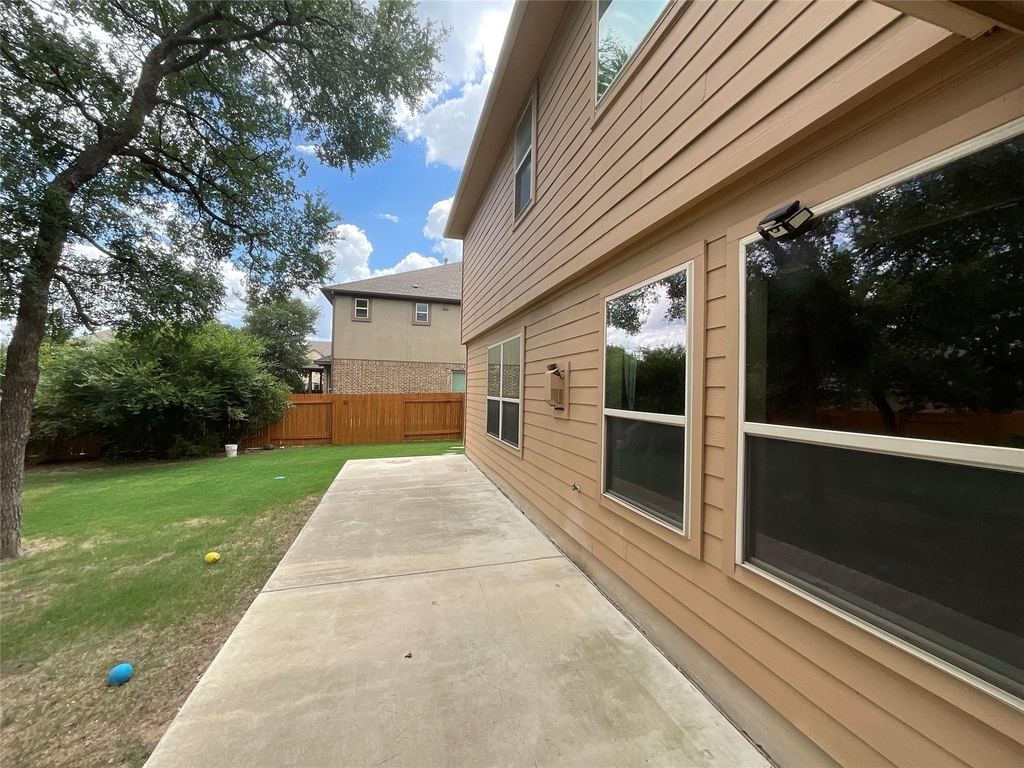 615 Seminole Canyon Dr - Photo 28