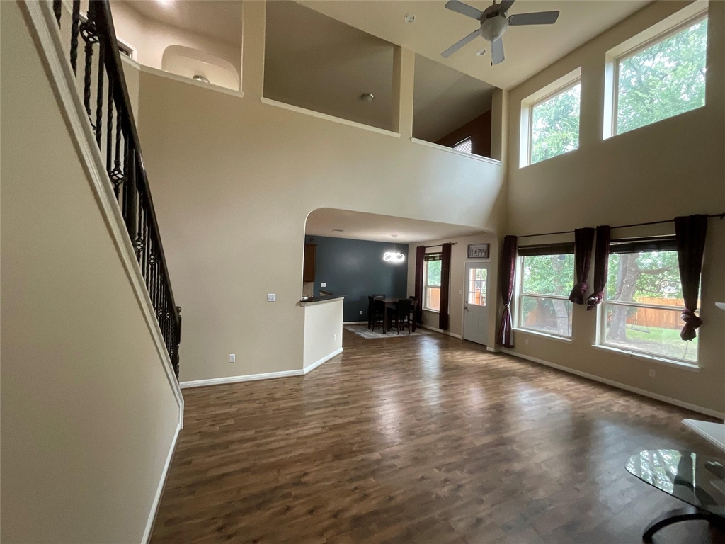 615 Seminole Canyon Dr - Photo 13