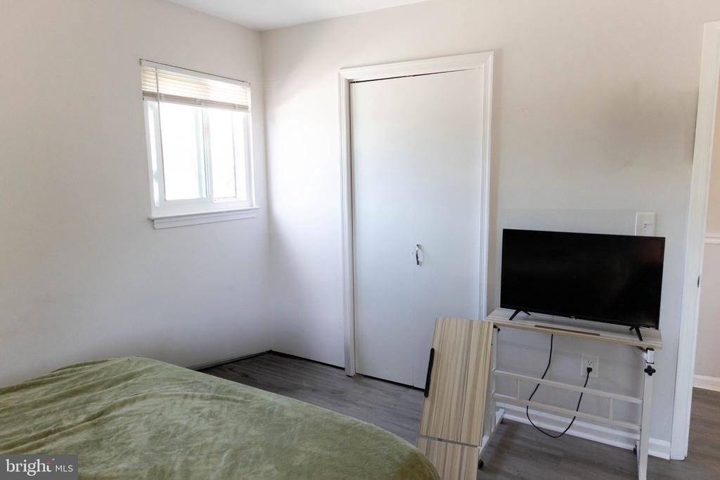 325 Londontown Road - Photo 12