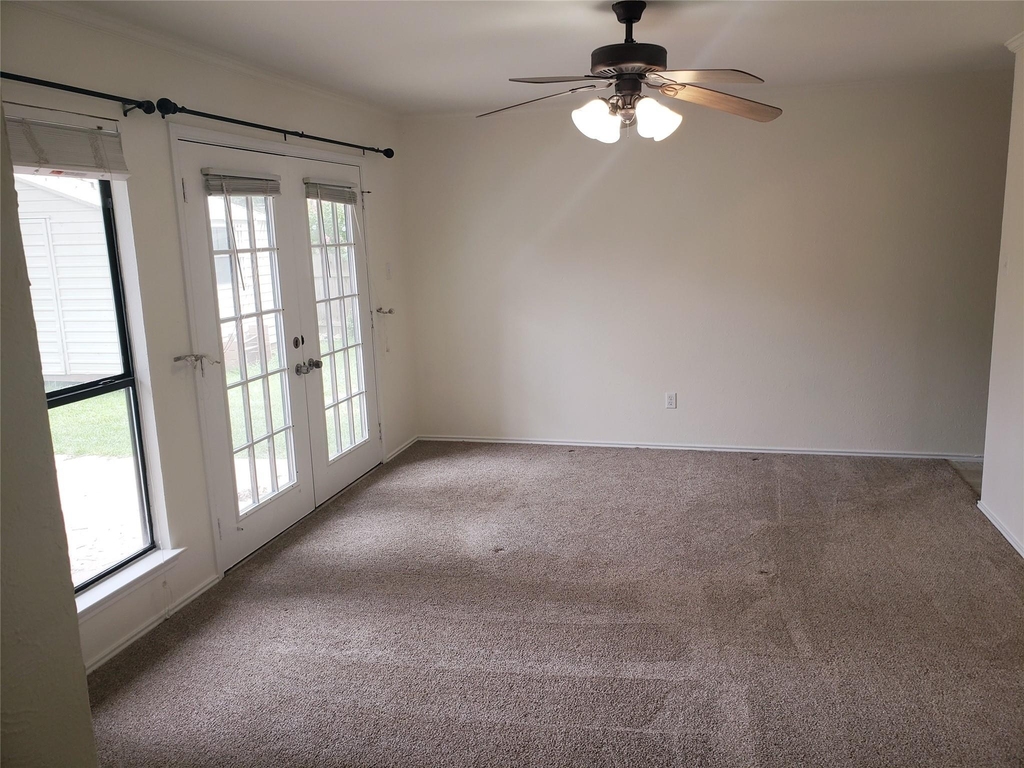 404 Oakridge Pass - Photo 10