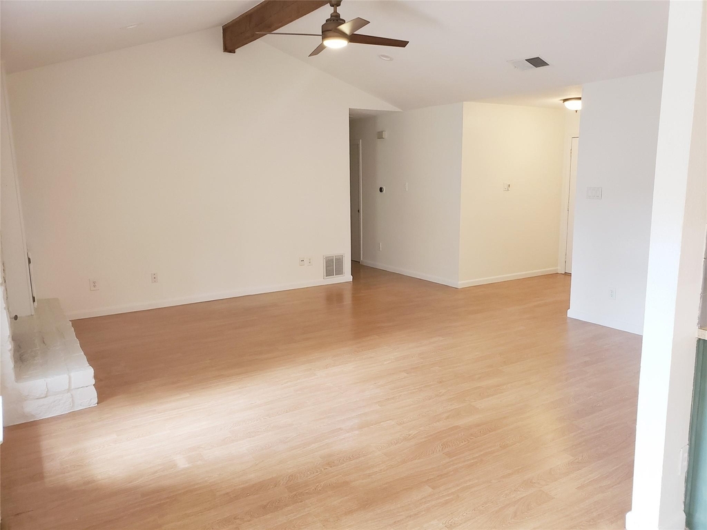 404 Oakridge Pass - Photo 3