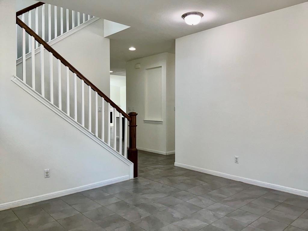 5681 Porano Cir - Photo 3