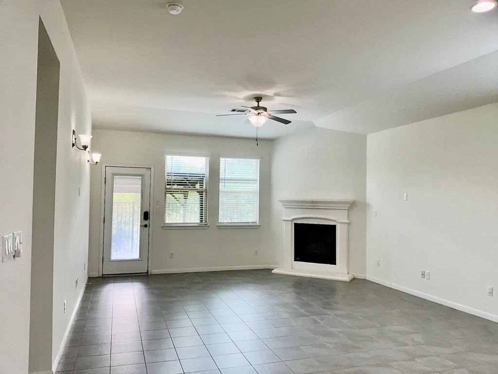 5681 Porano Cir - Photo 8