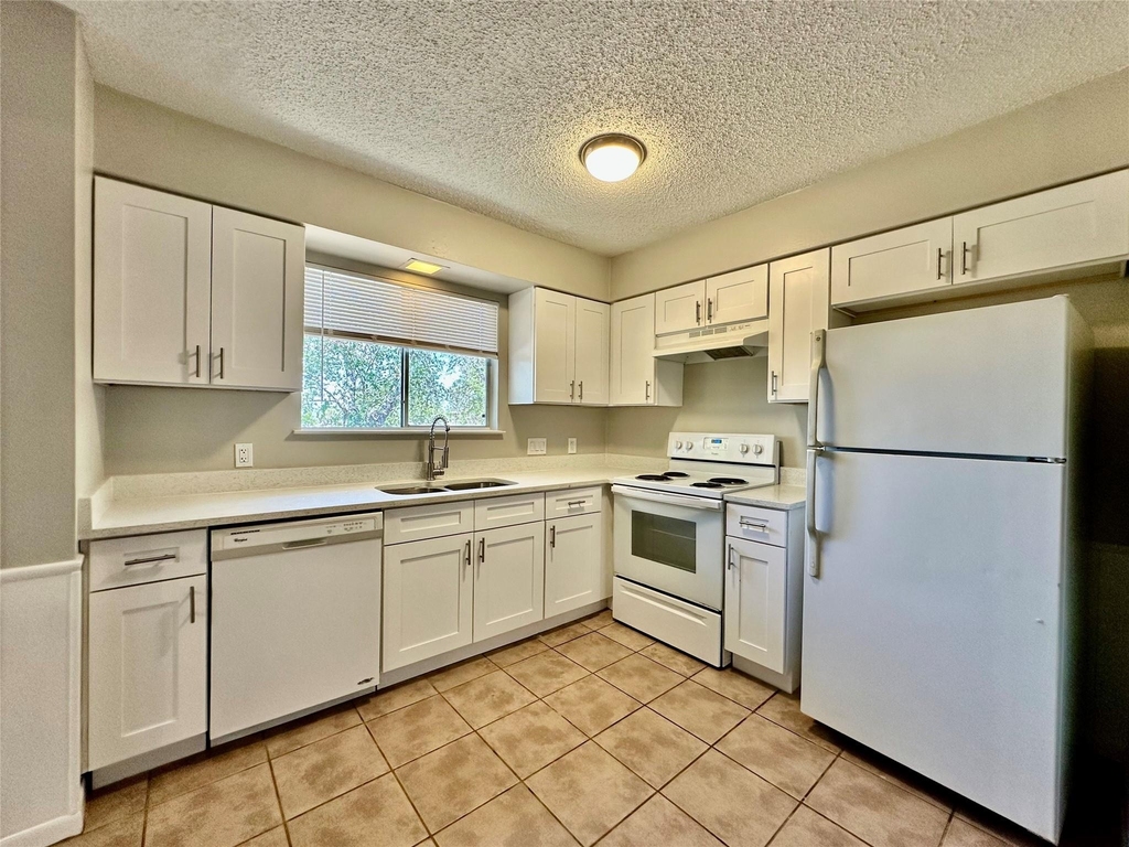 12310 Willow Wild Dr - Photo 10