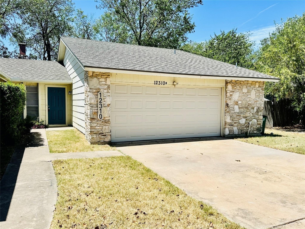 12310 Willow Wild Dr - Photo 0