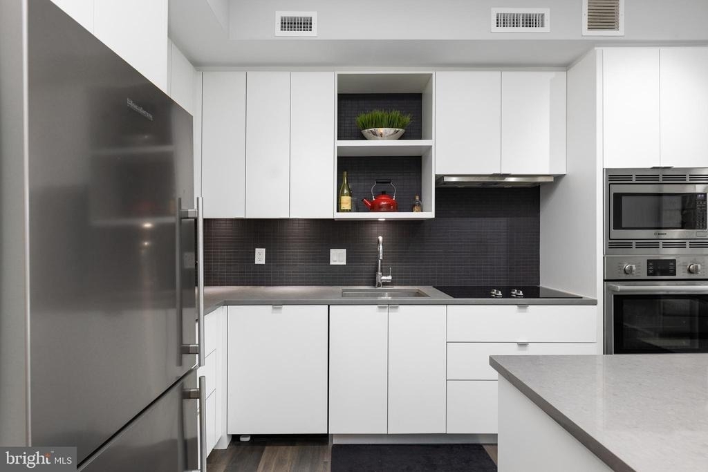 1300 4th Street Se - Photo 6