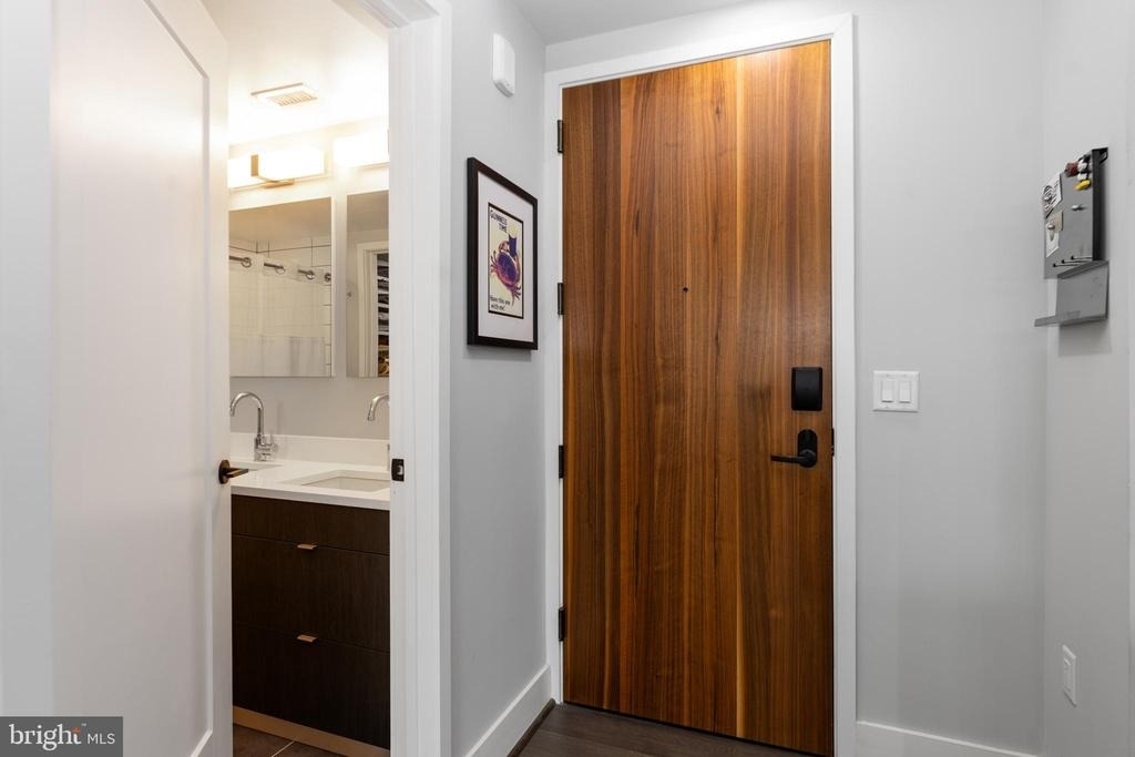 1300 4th Street Se - Photo 5